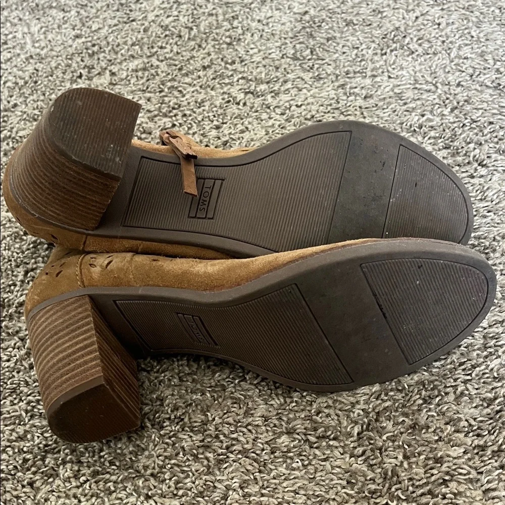 Toms Brown Perforated Ankle Booties - Picture 4 of 4